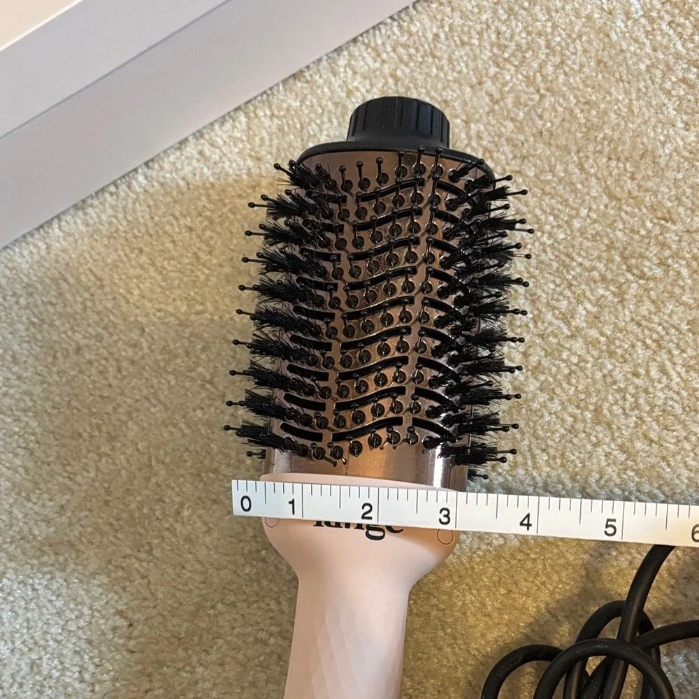 Lange Pink Round Hot Air Styling Brush